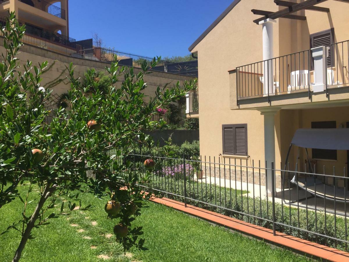 Mastrissa Country House Apartment Taormina Ngoại thất bức ảnh